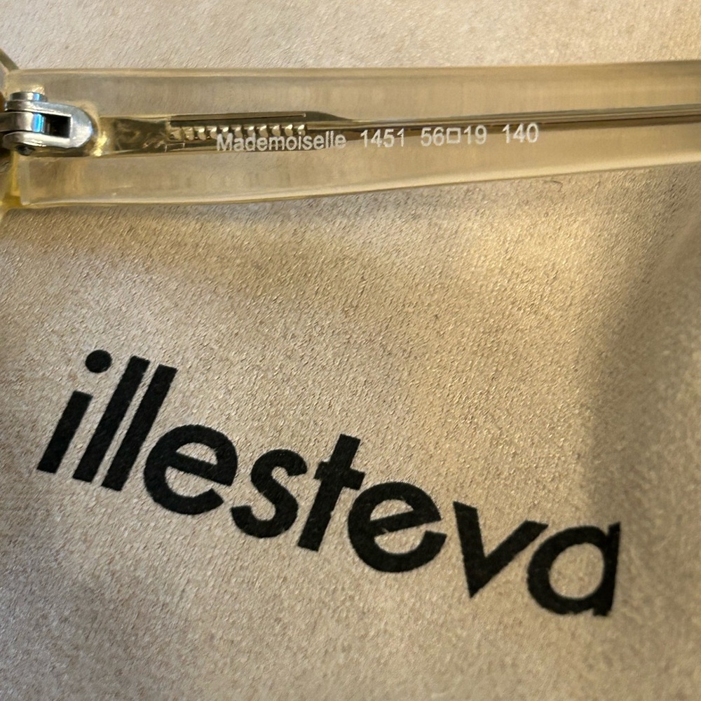 Ilesteva Mademoiselle Sunglasses - Picture 4 of 4